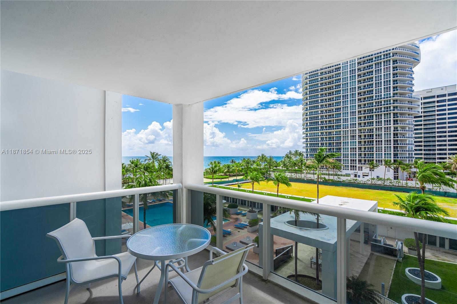 10275 Collins Ave # 417