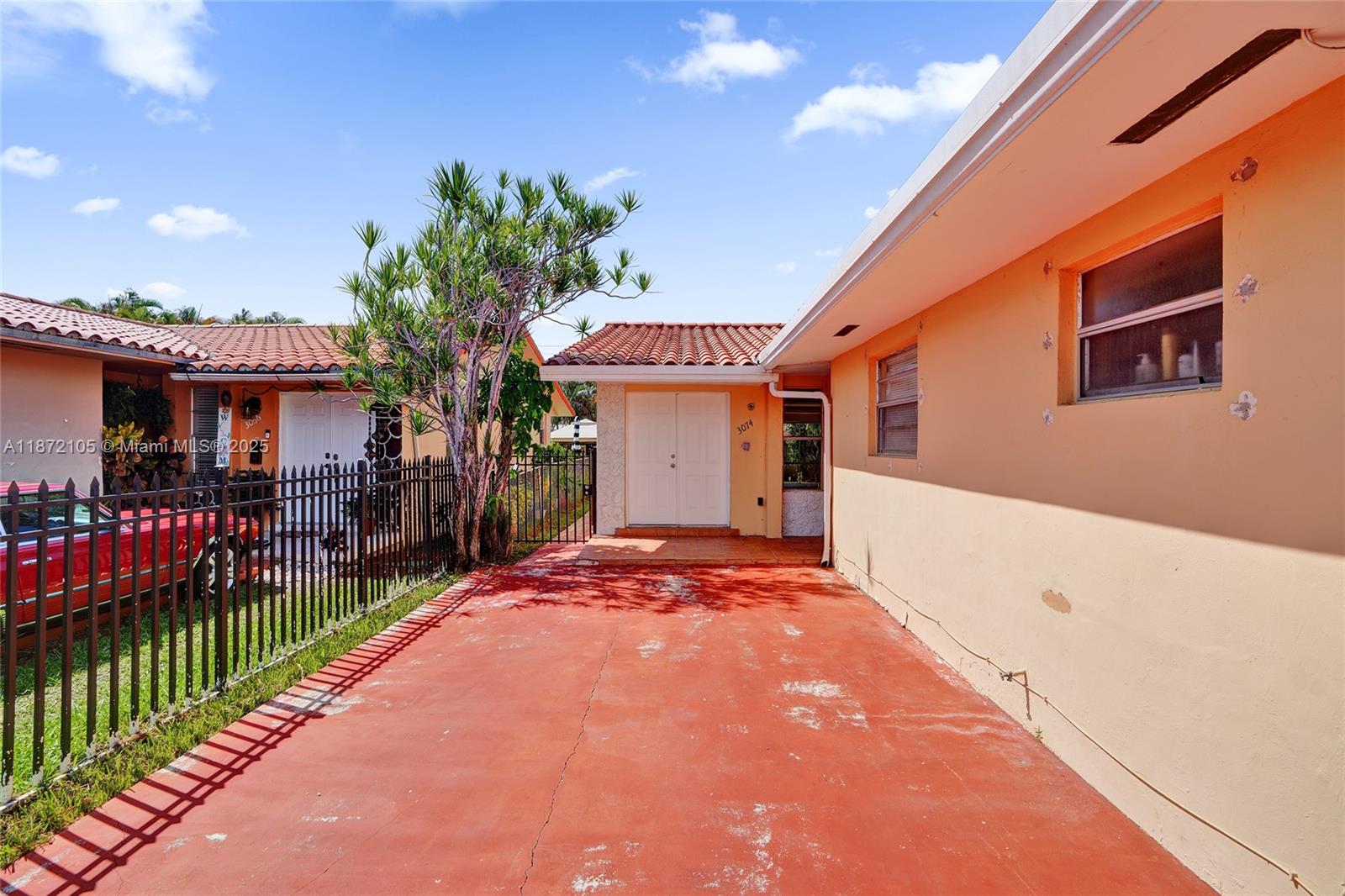 3074 SW 17th St Rear