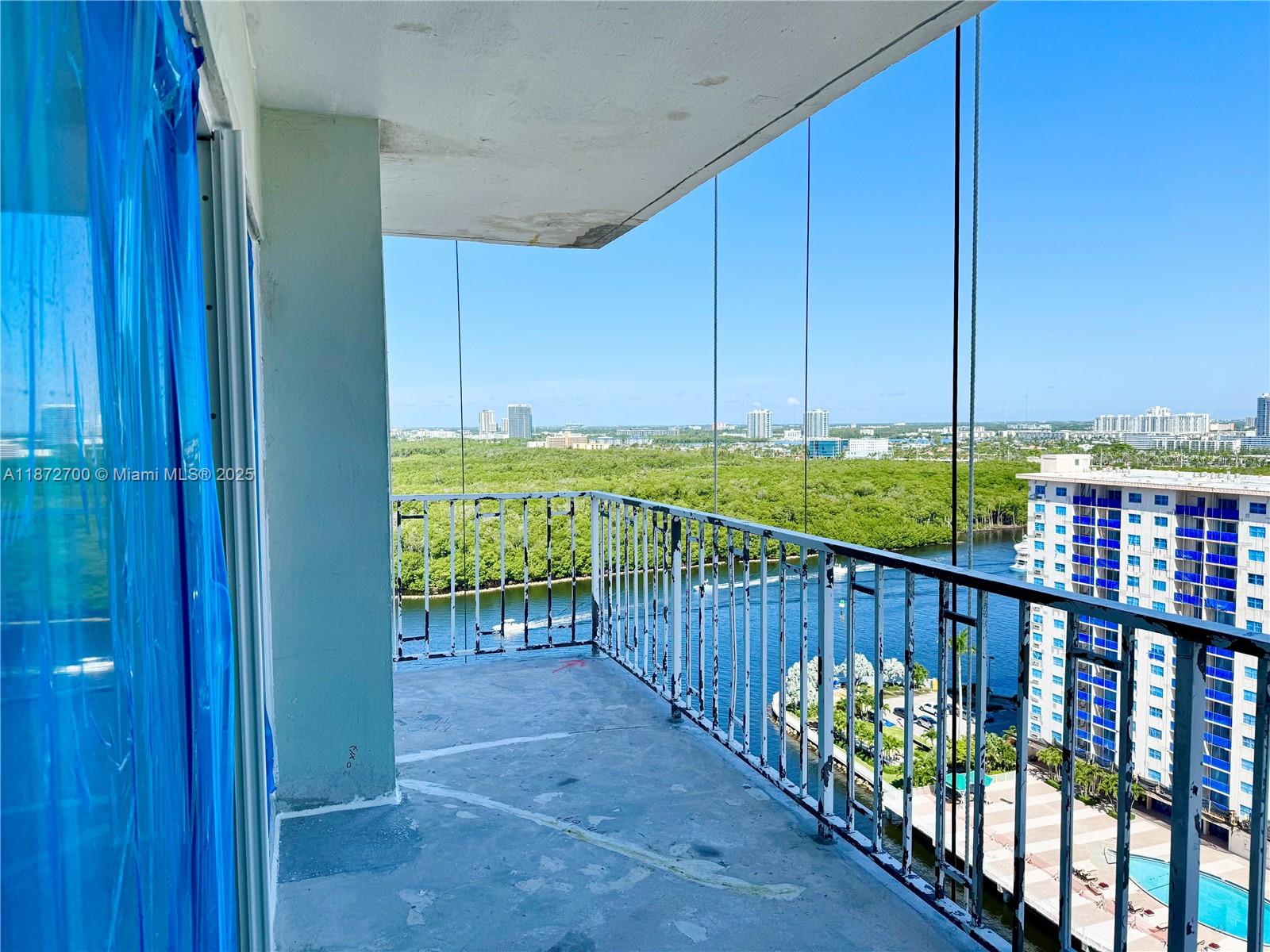 500 Bayview Dr # 1921