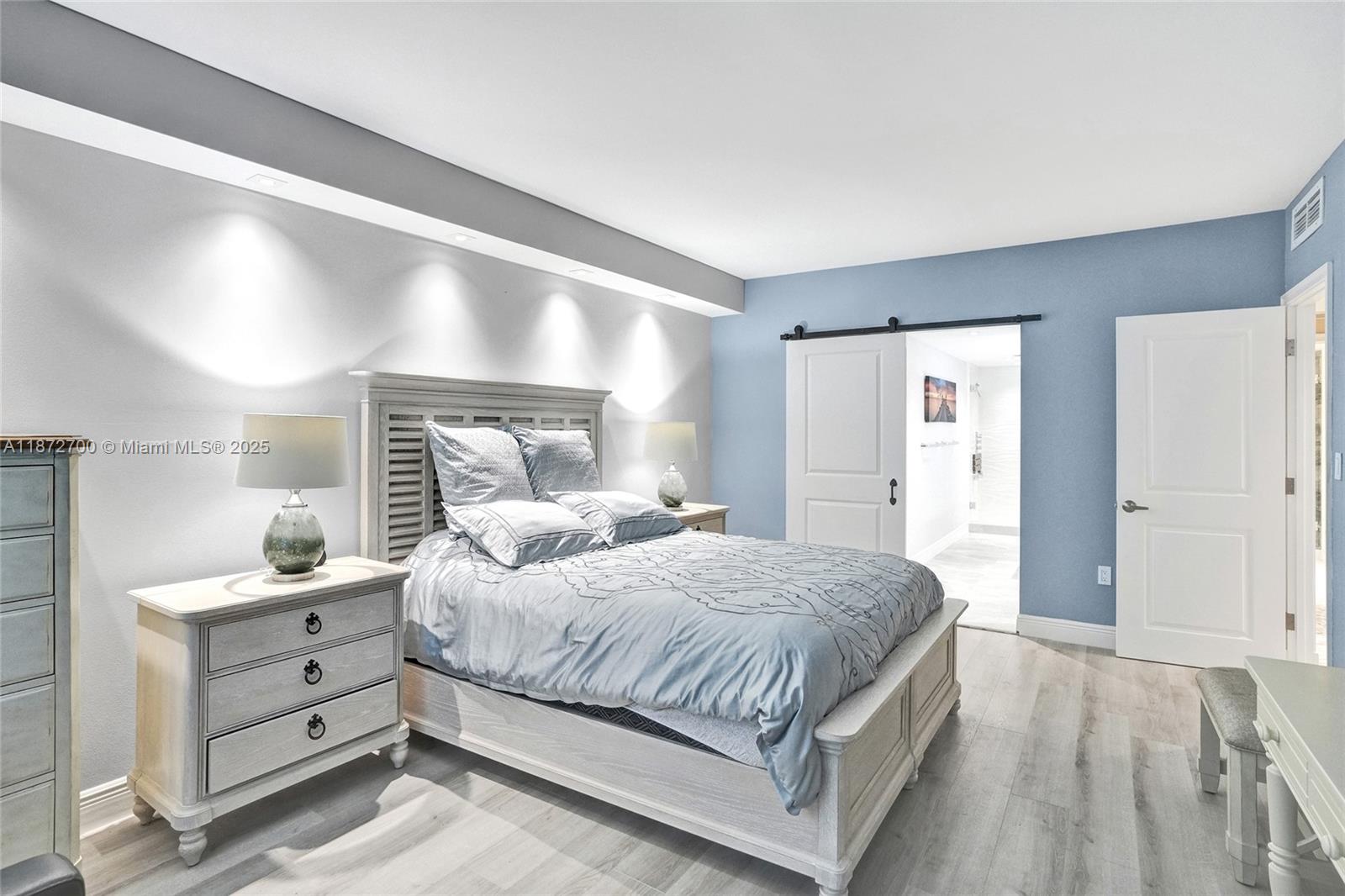 500 Bayview Dr # 1921