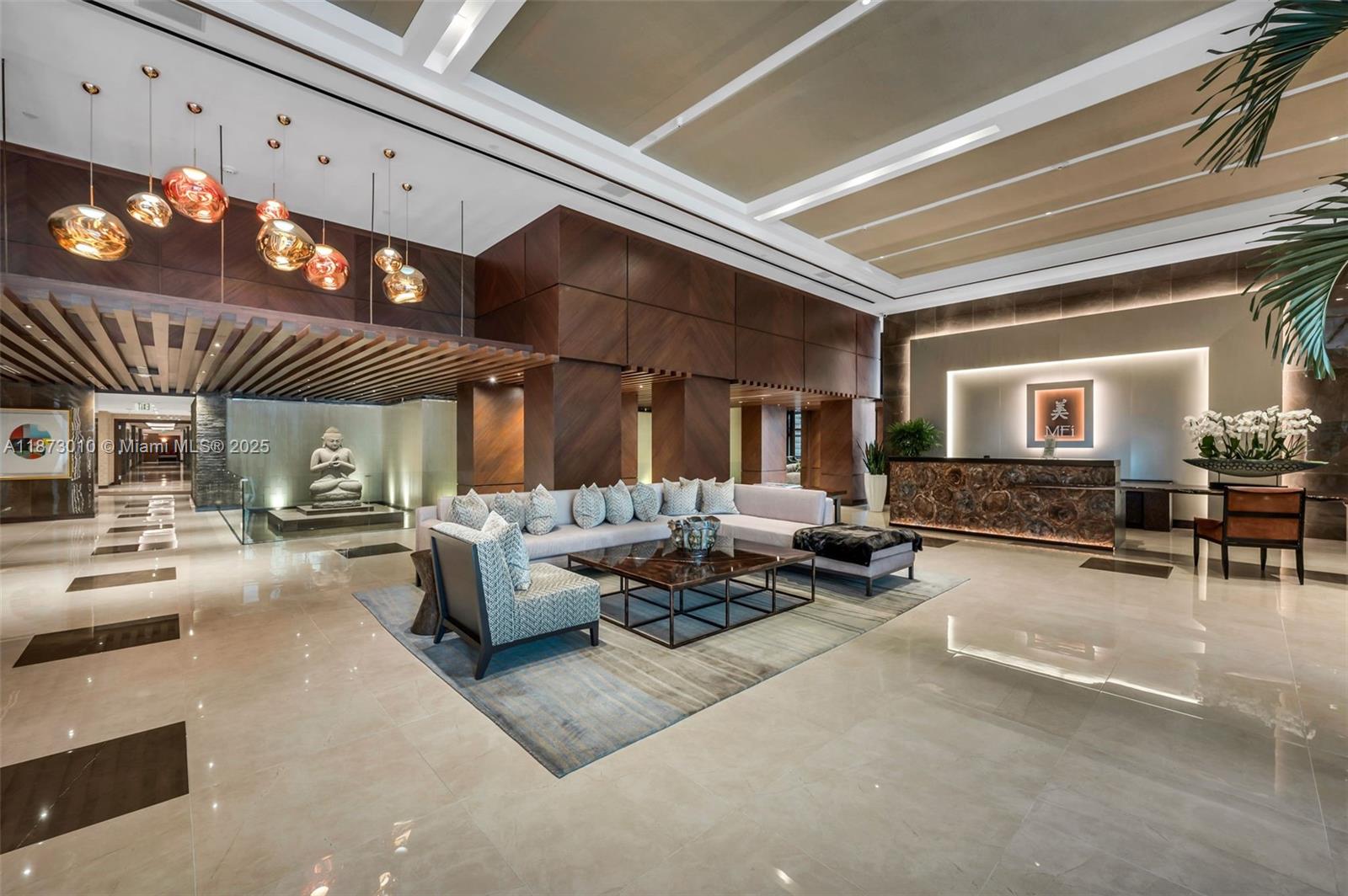 5875 Collins Ave # 1503