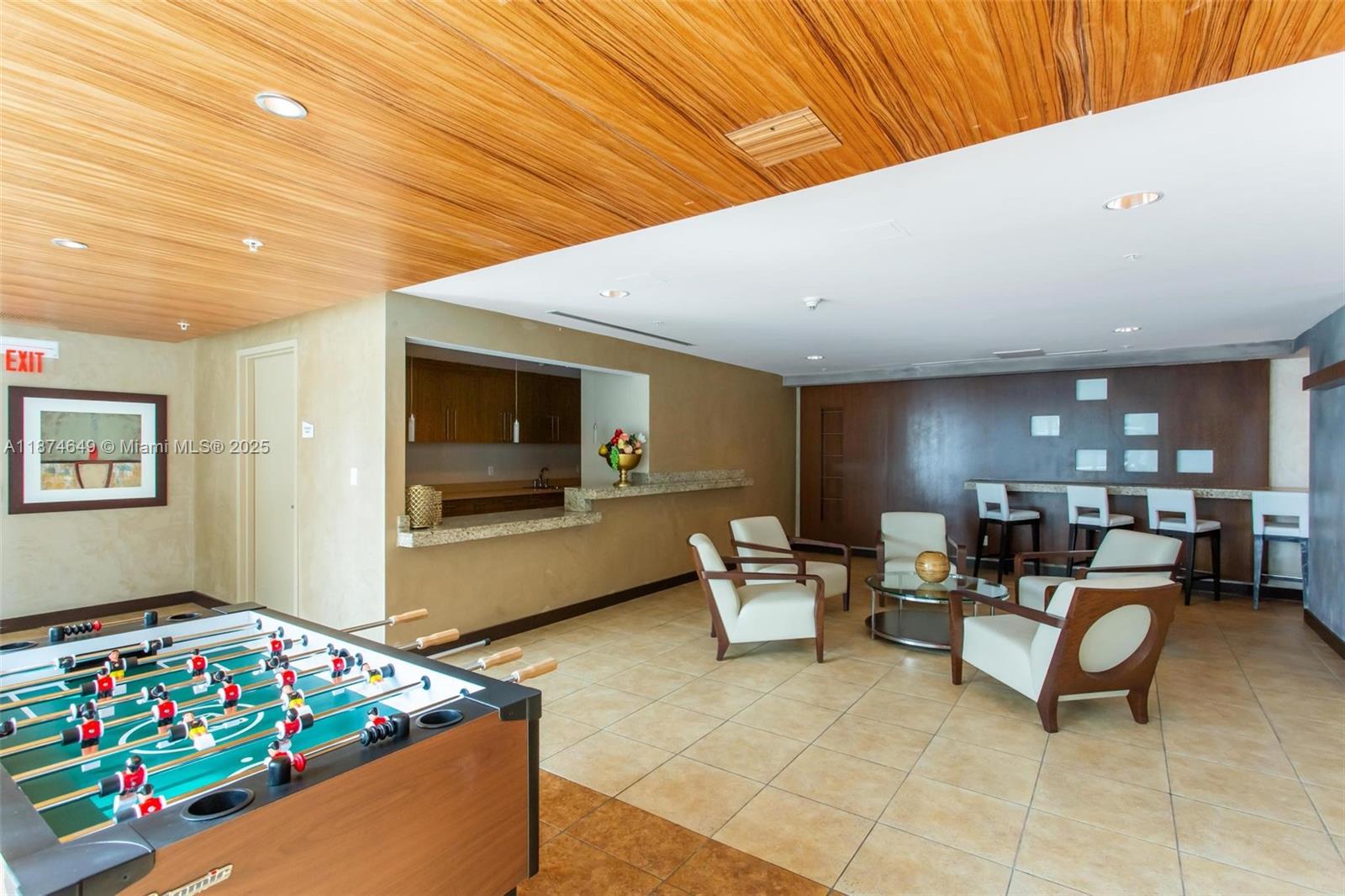 60 SW 13th St # 4413