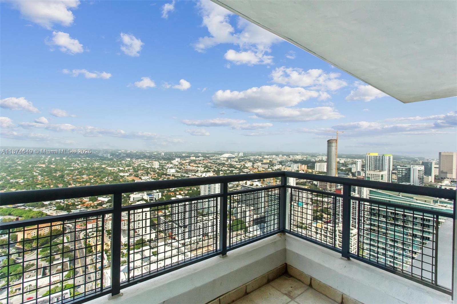 60 SW 13th St # 4413