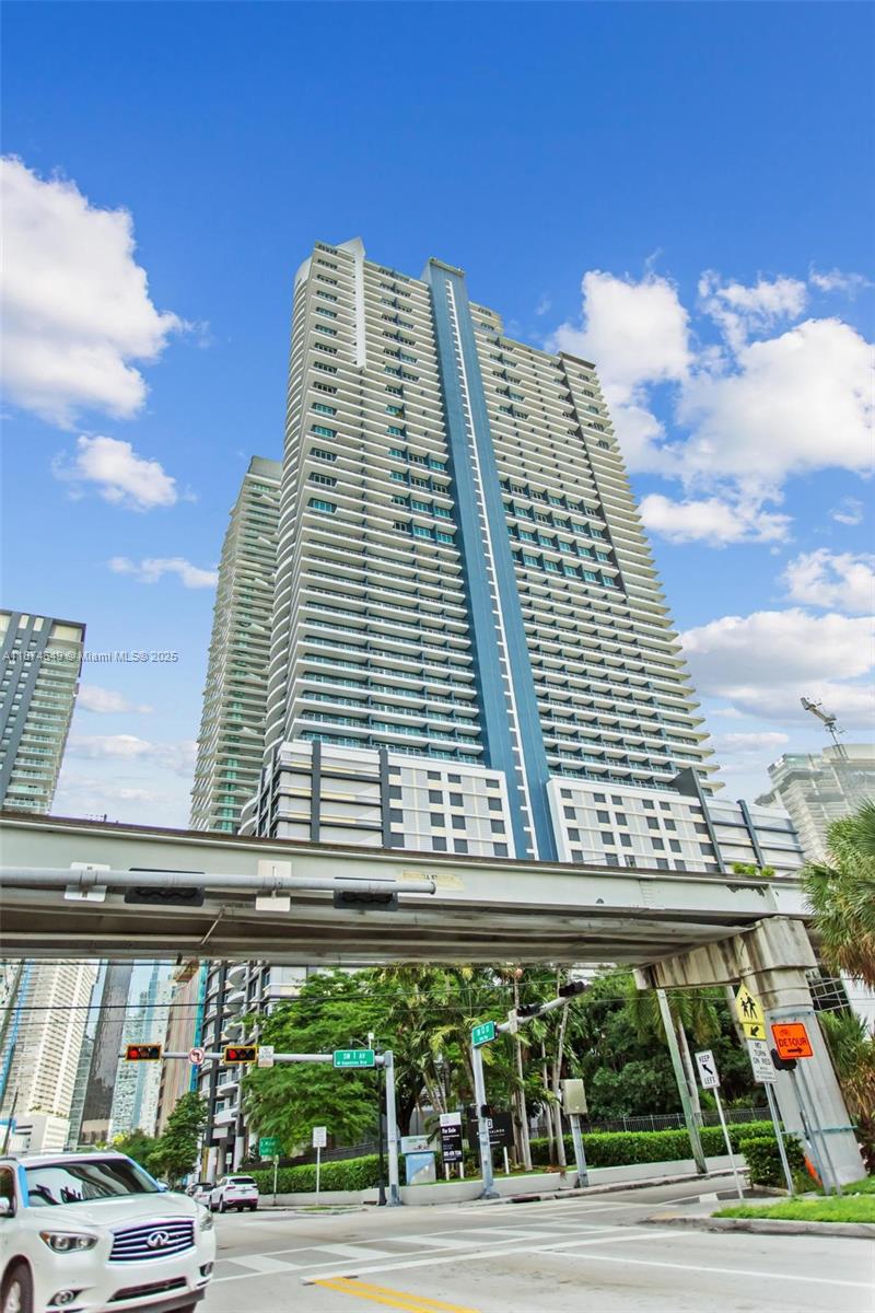 60 SW 13th St # 4413