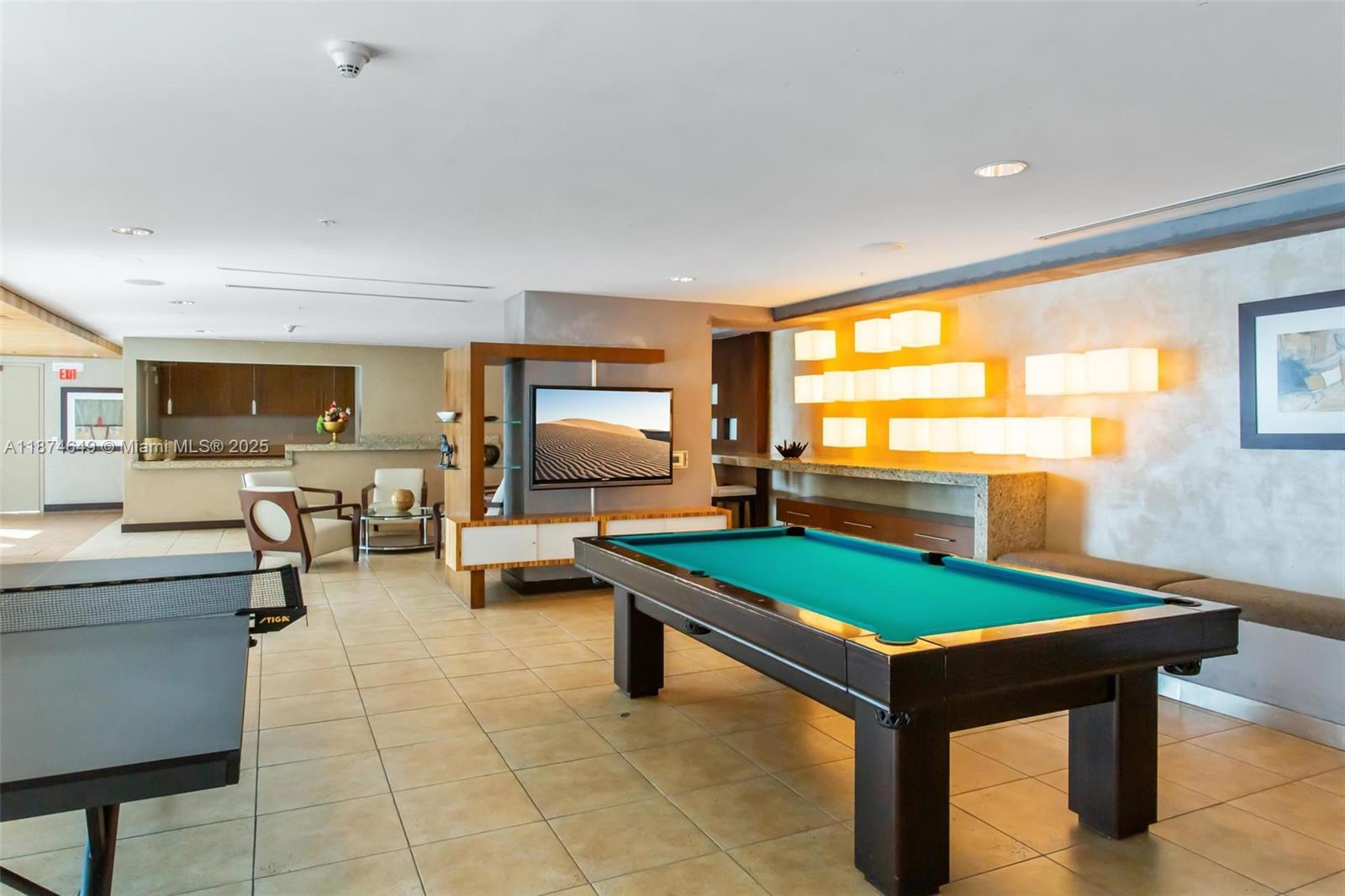 60 SW 13th St # 4413