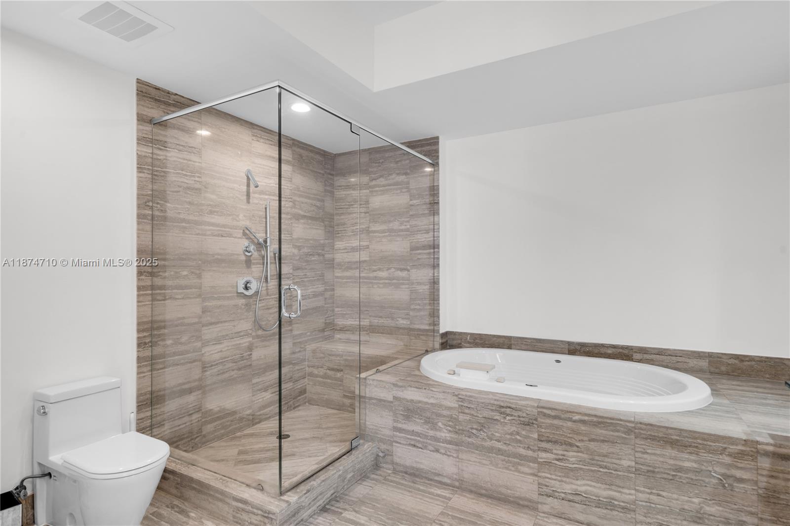 15811 Collins Ave # 2407