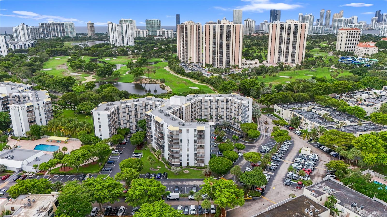 20400 W Country Club Dr # 416