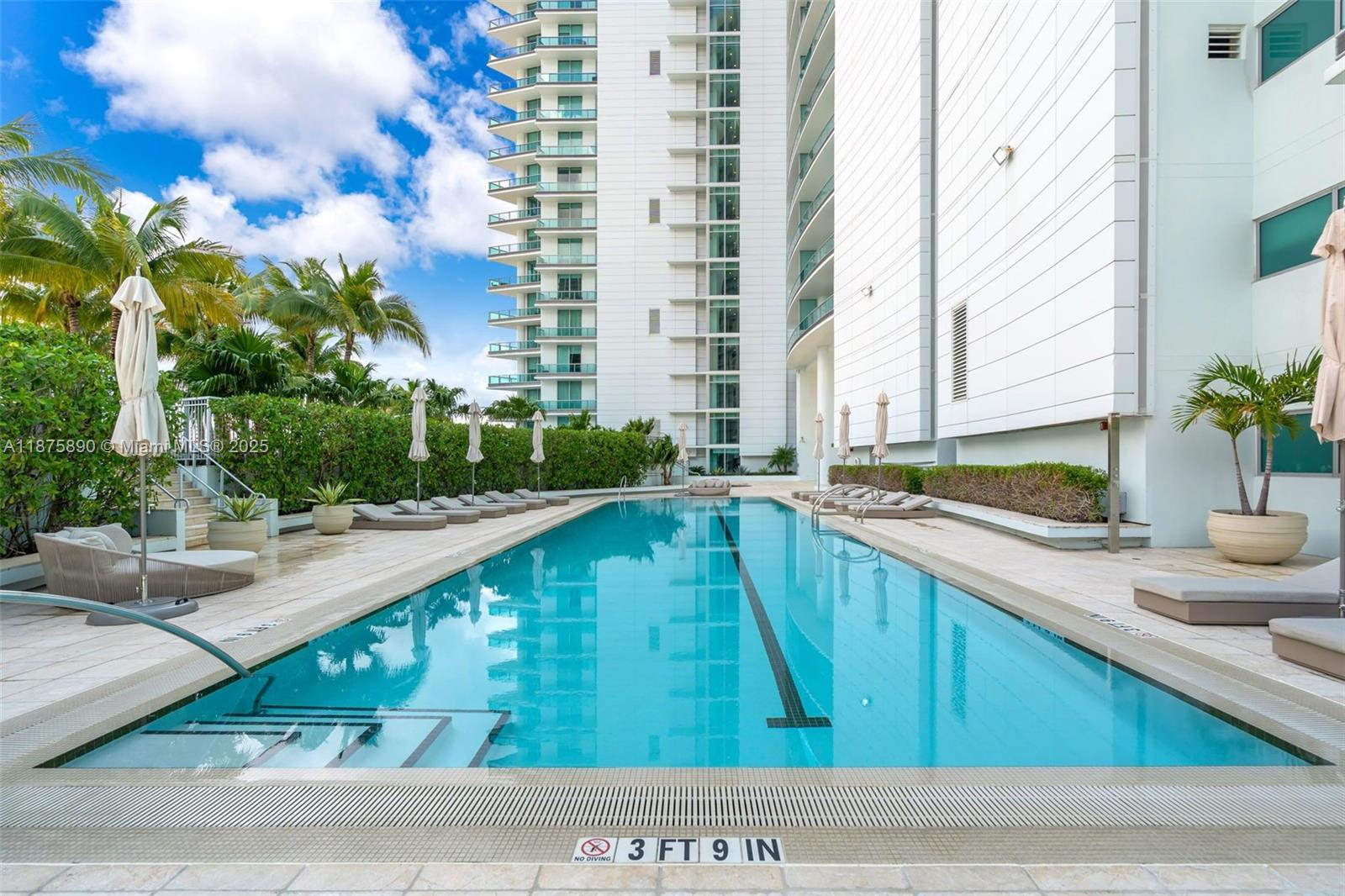 900 Biscayne Blvd # 1707