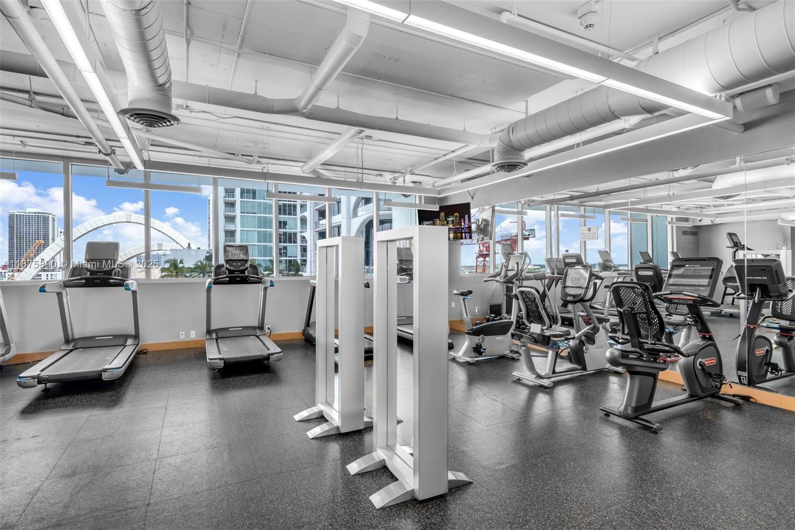 900 Biscayne Blvd # 1707