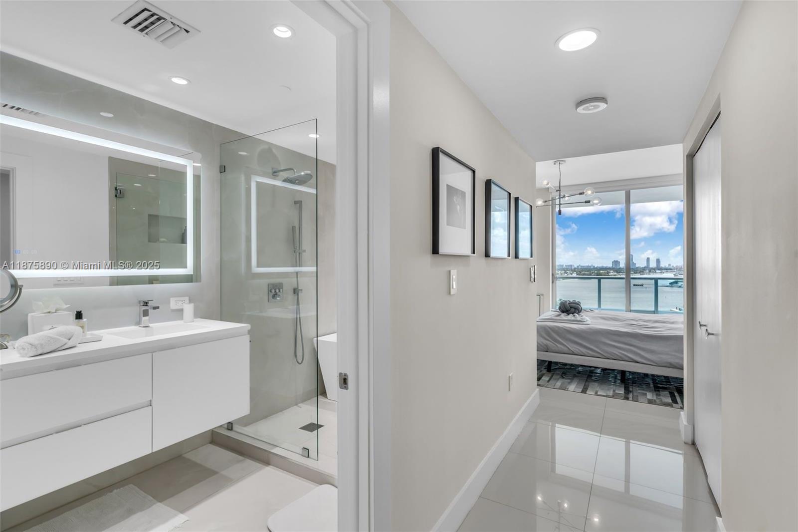 900 Biscayne Blvd # 1707