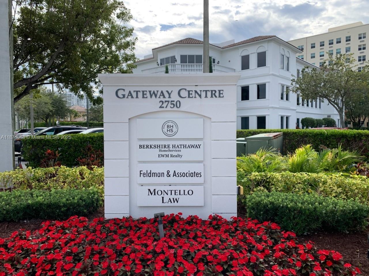 2750 NE 185th St # 202