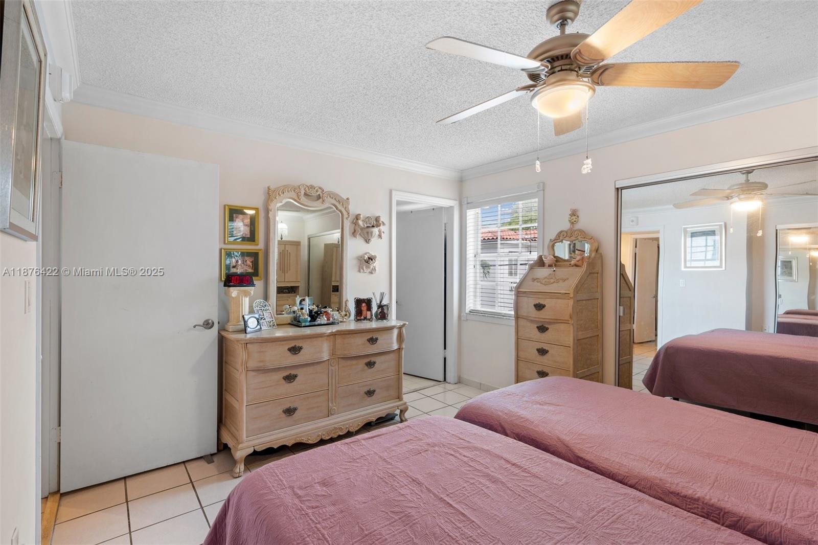 49 Majorca Ave # 203