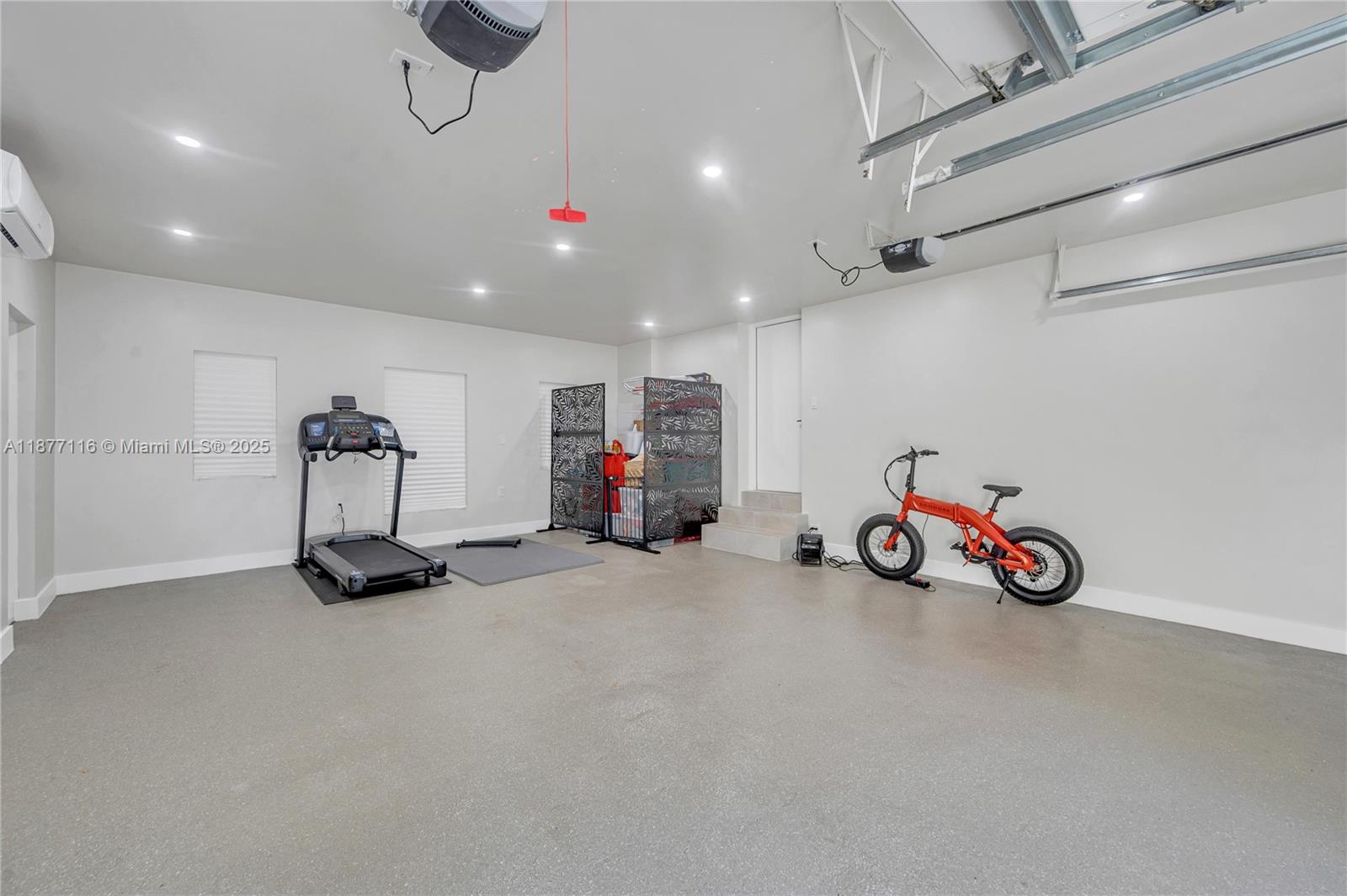 3903 Granada Blvd