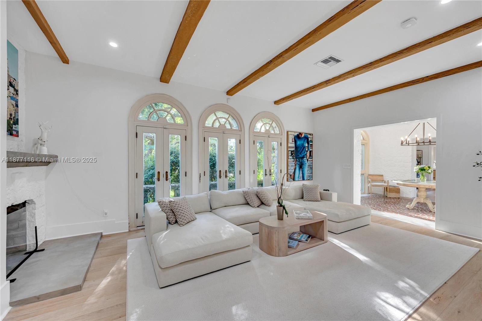 3903 Granada Blvd