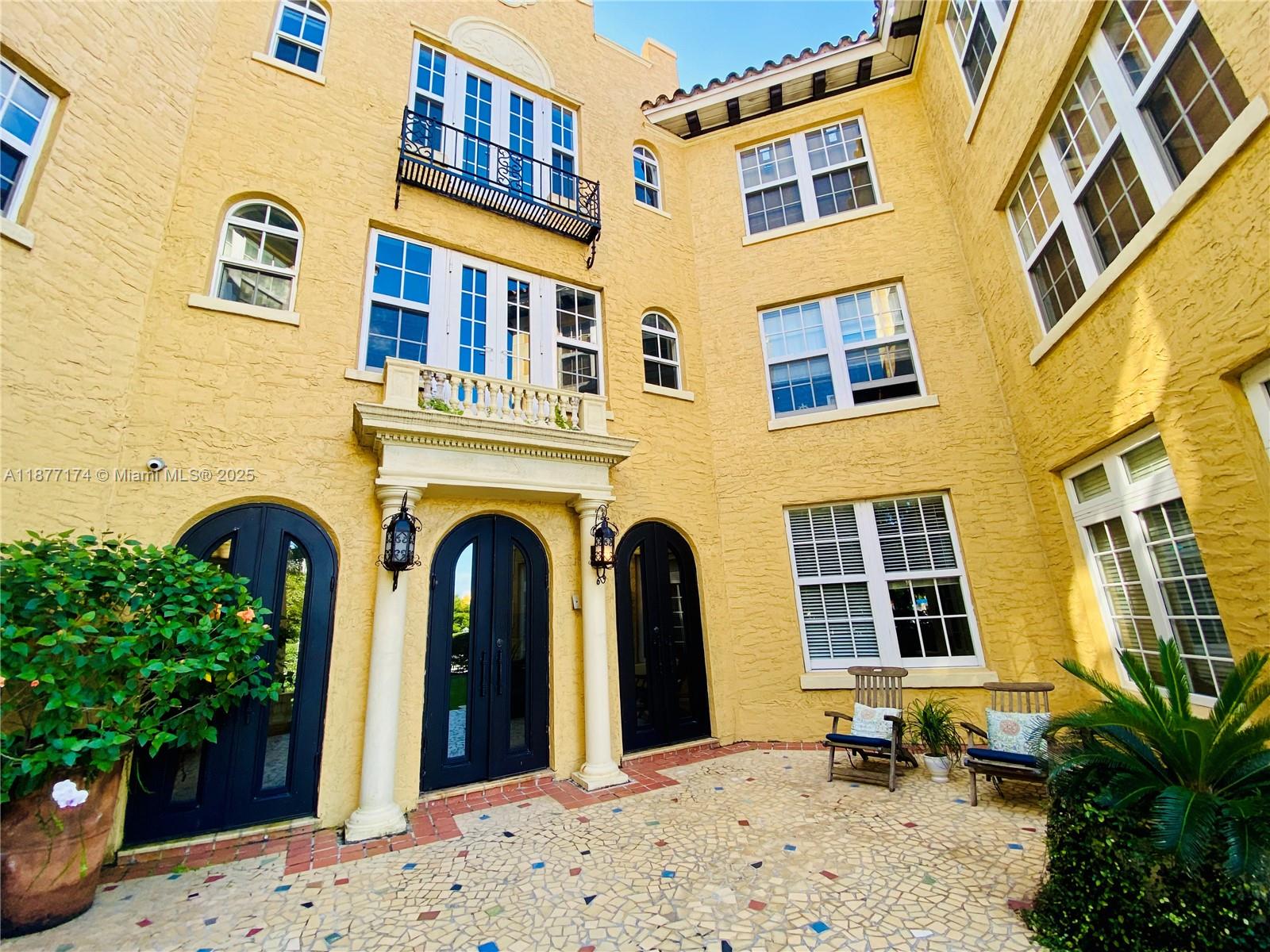 3224 Biscayne Blvd # C3