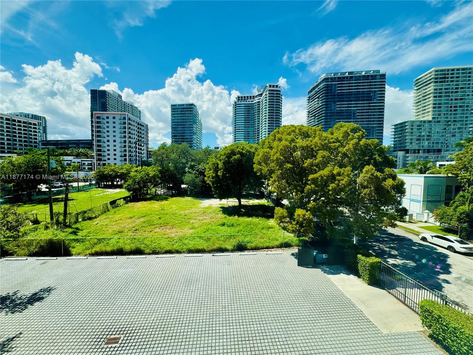 3224 Biscayne Blvd # C3