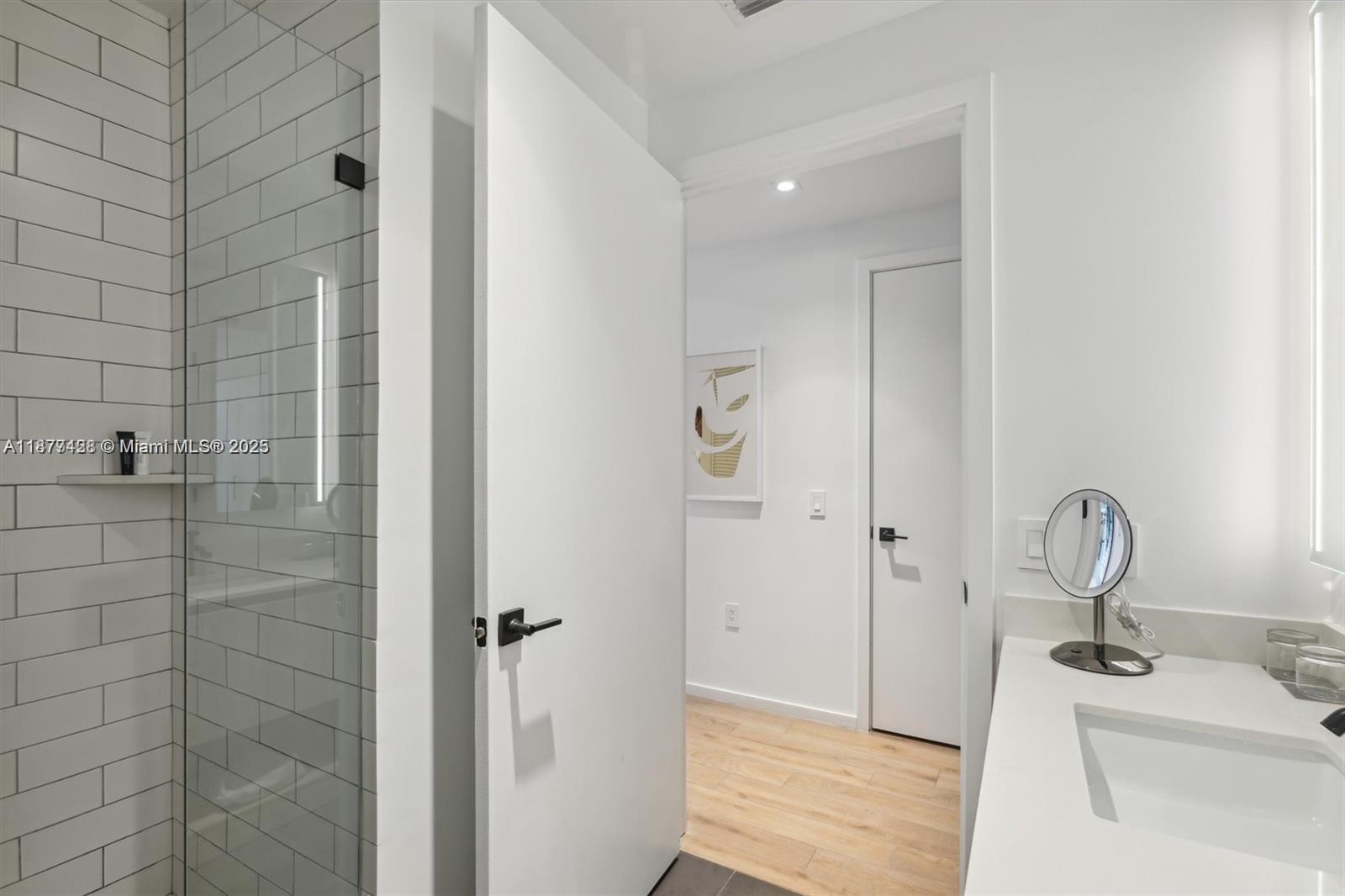 398 NE 5th St # 2316