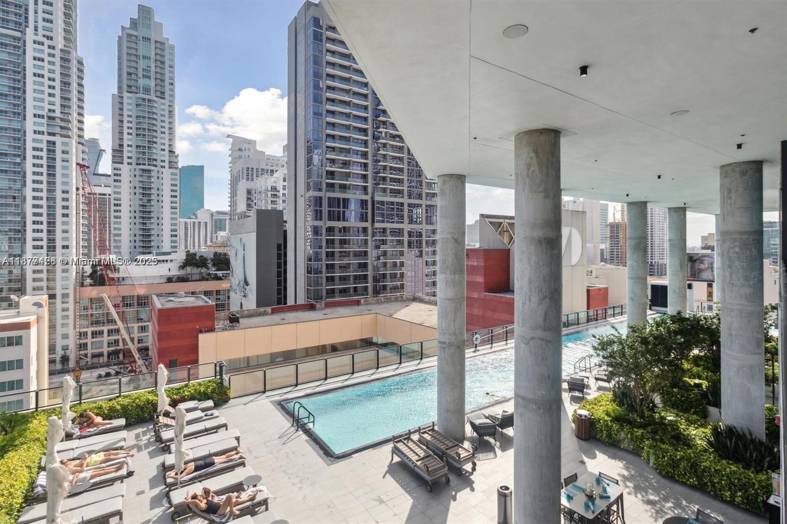 398 NE 5th St # 2316