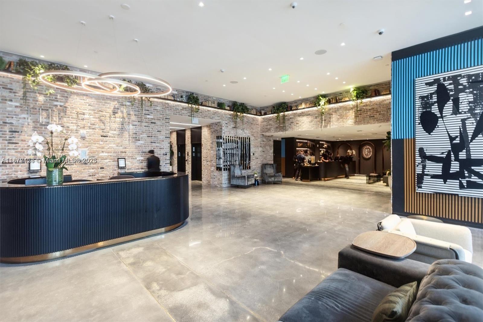 398 NE 5th St # 2316