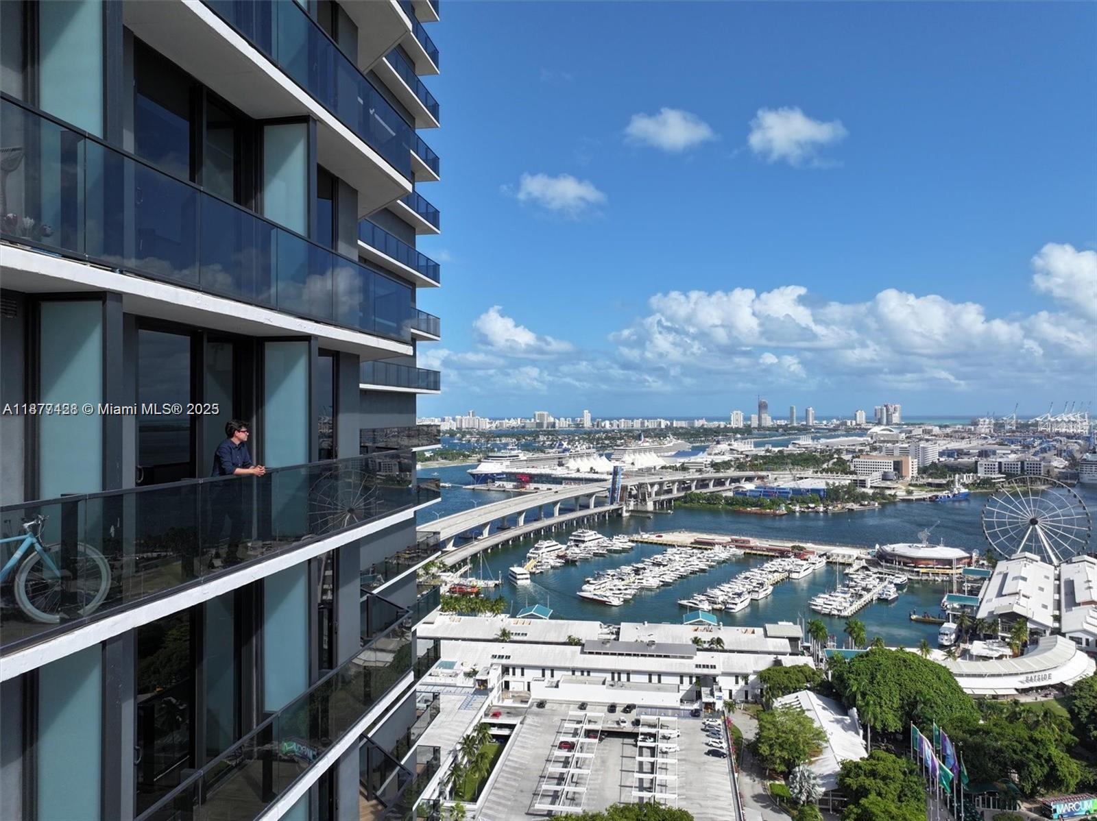 398 NE 5th St # 2316