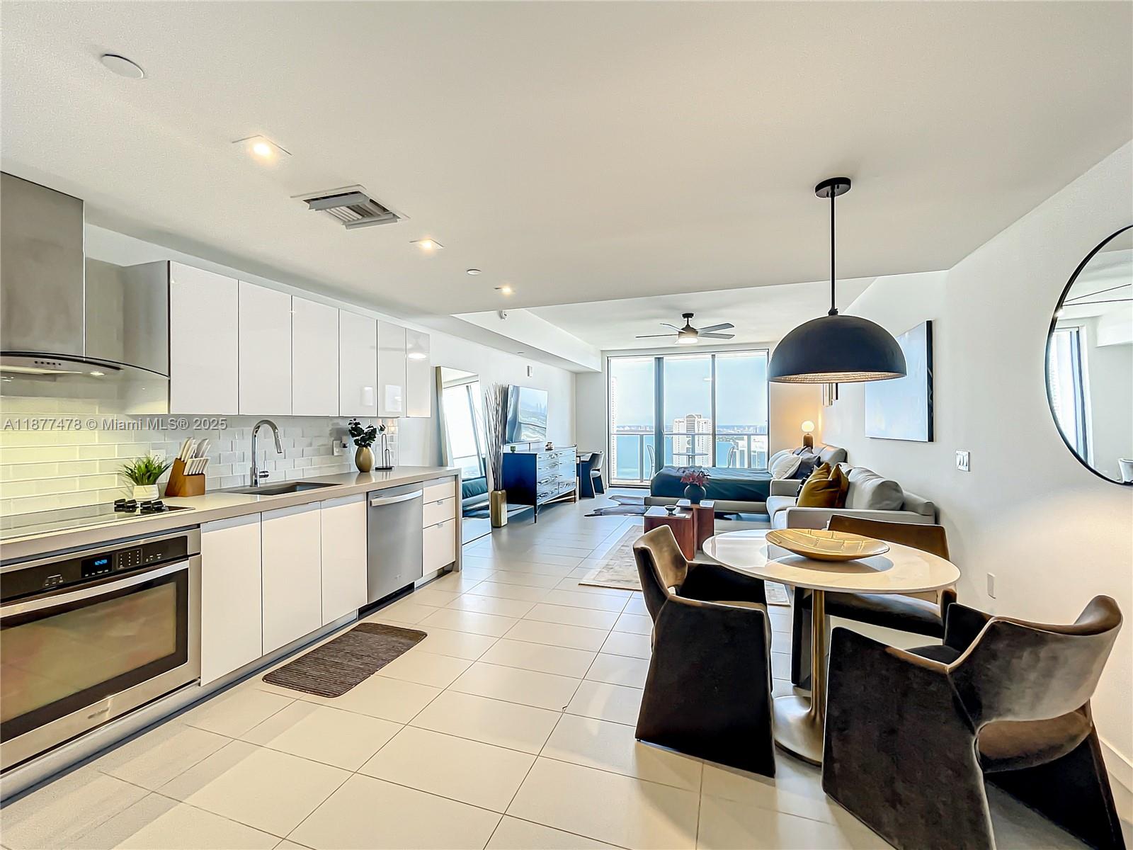 1600 NE 1st Ave # 3403