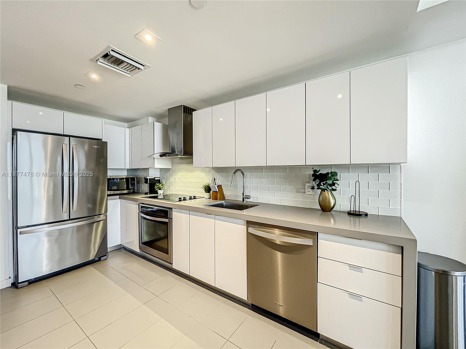 1600 NE 1st Ave # 3403