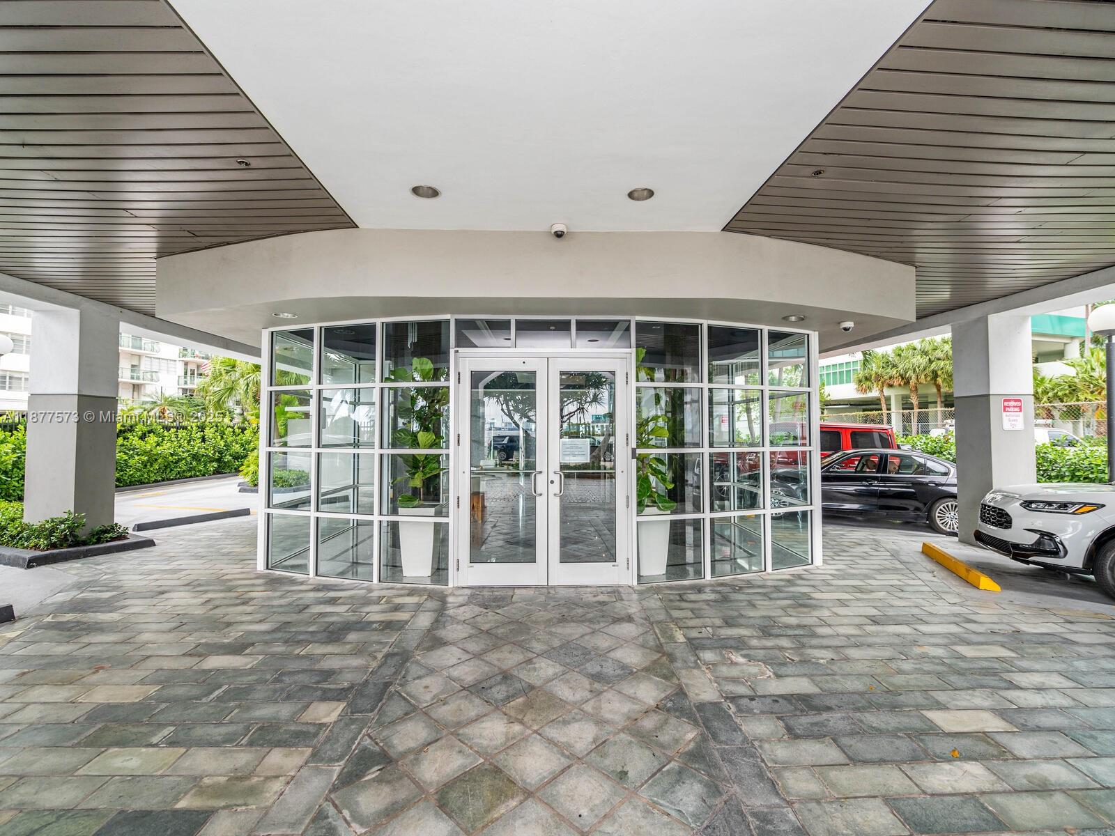 1402 Brickell Bay Dr # 1203