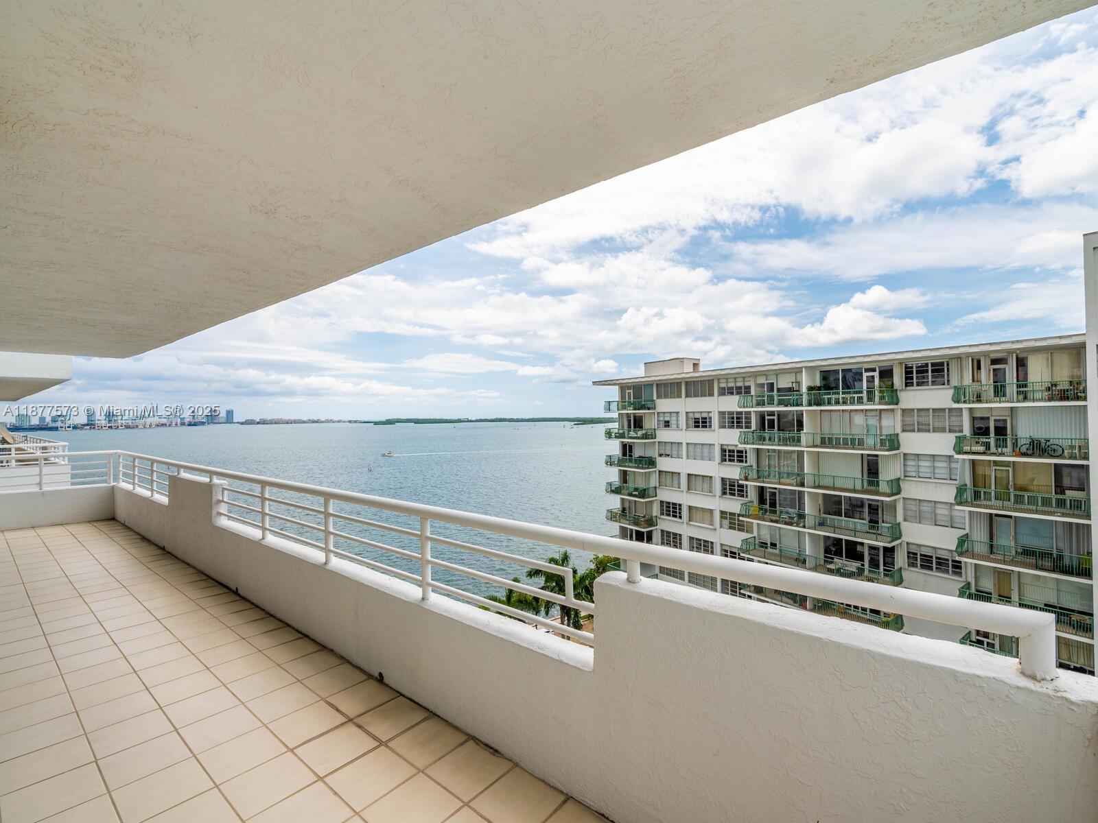1402 Brickell Bay Dr # 1203