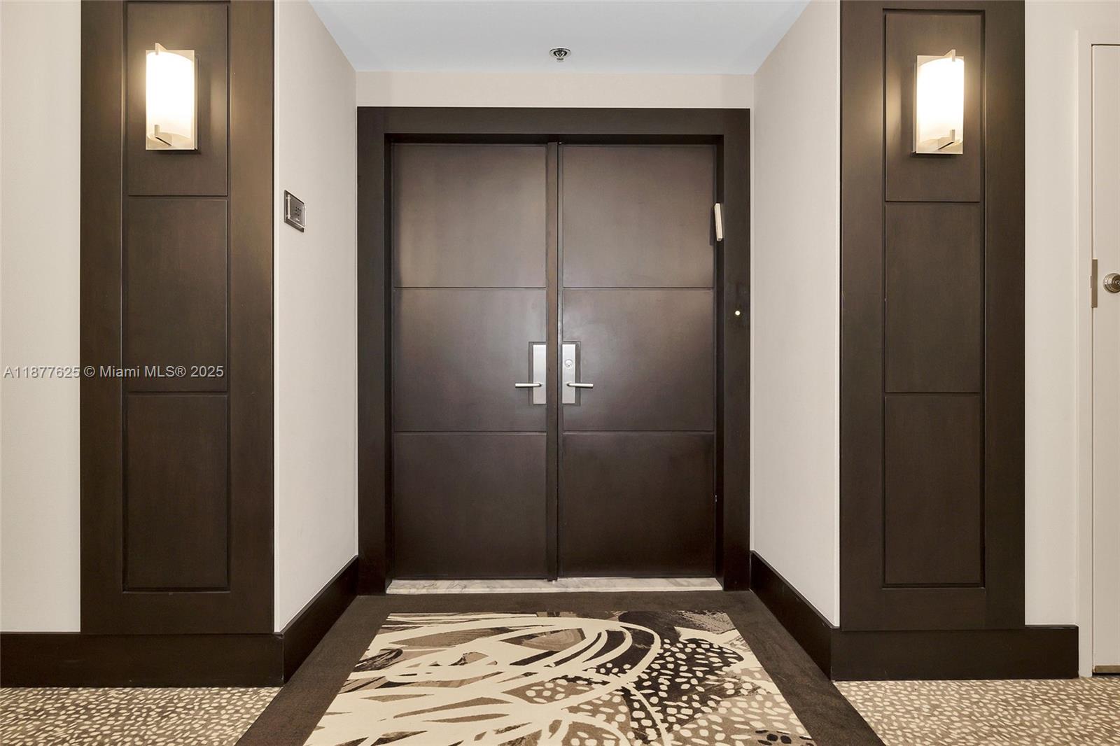 10205 Collins Ave # 807