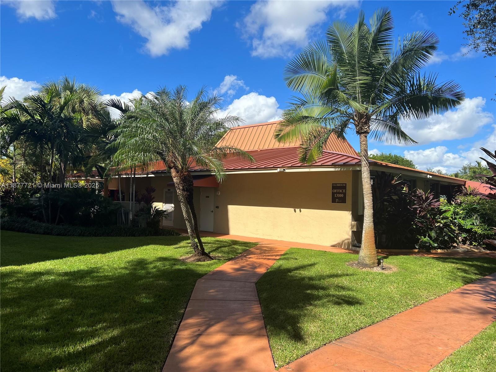 13120 SW 92nd Ave Unit: B-PH12