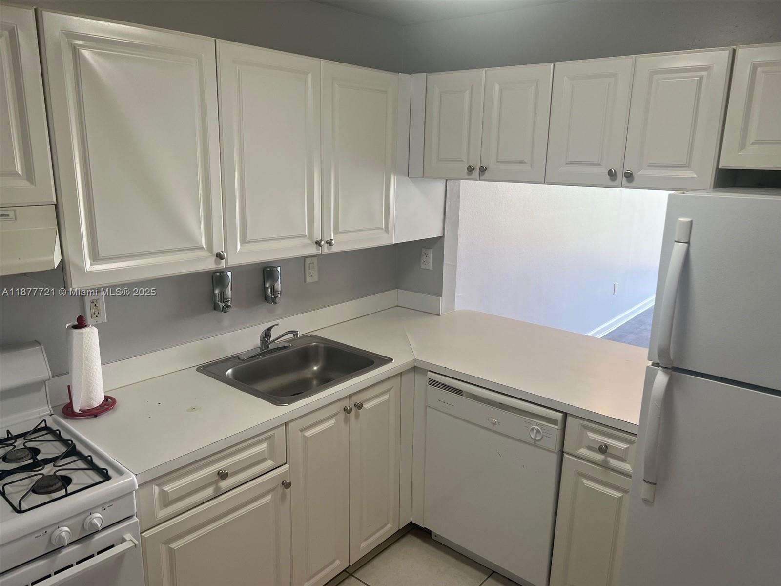 13120 SW 92nd Ave Unit: B-PH12