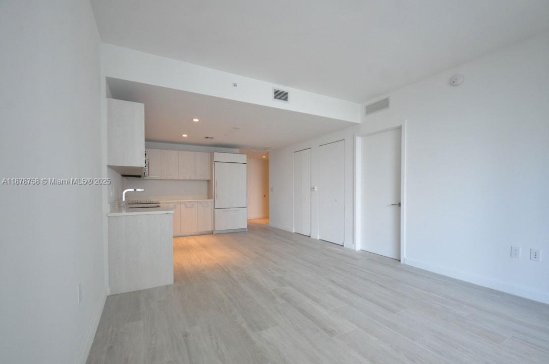 55 SW 9th St # 2810