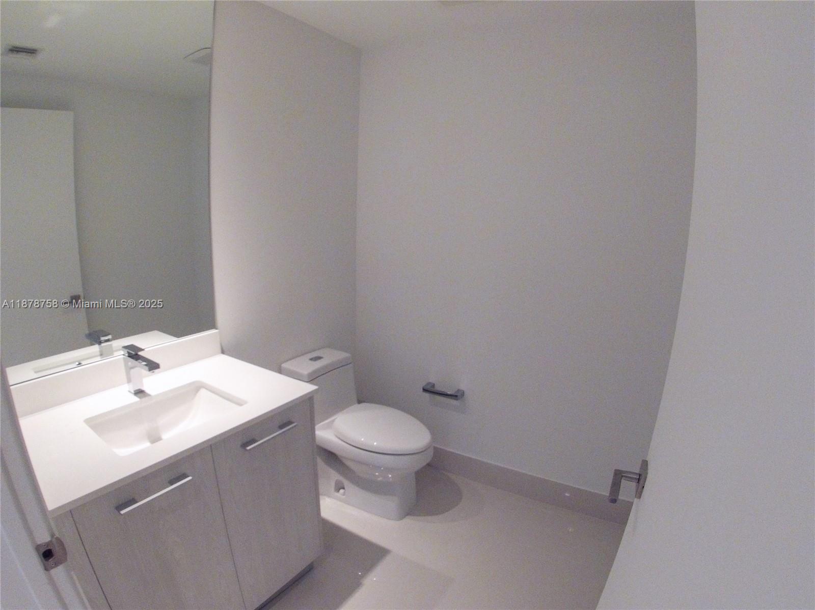 55 SW 9th St # 2810