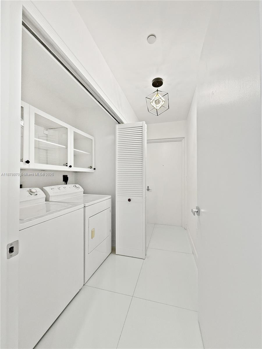 2020 N Bayshore Dr # 3701