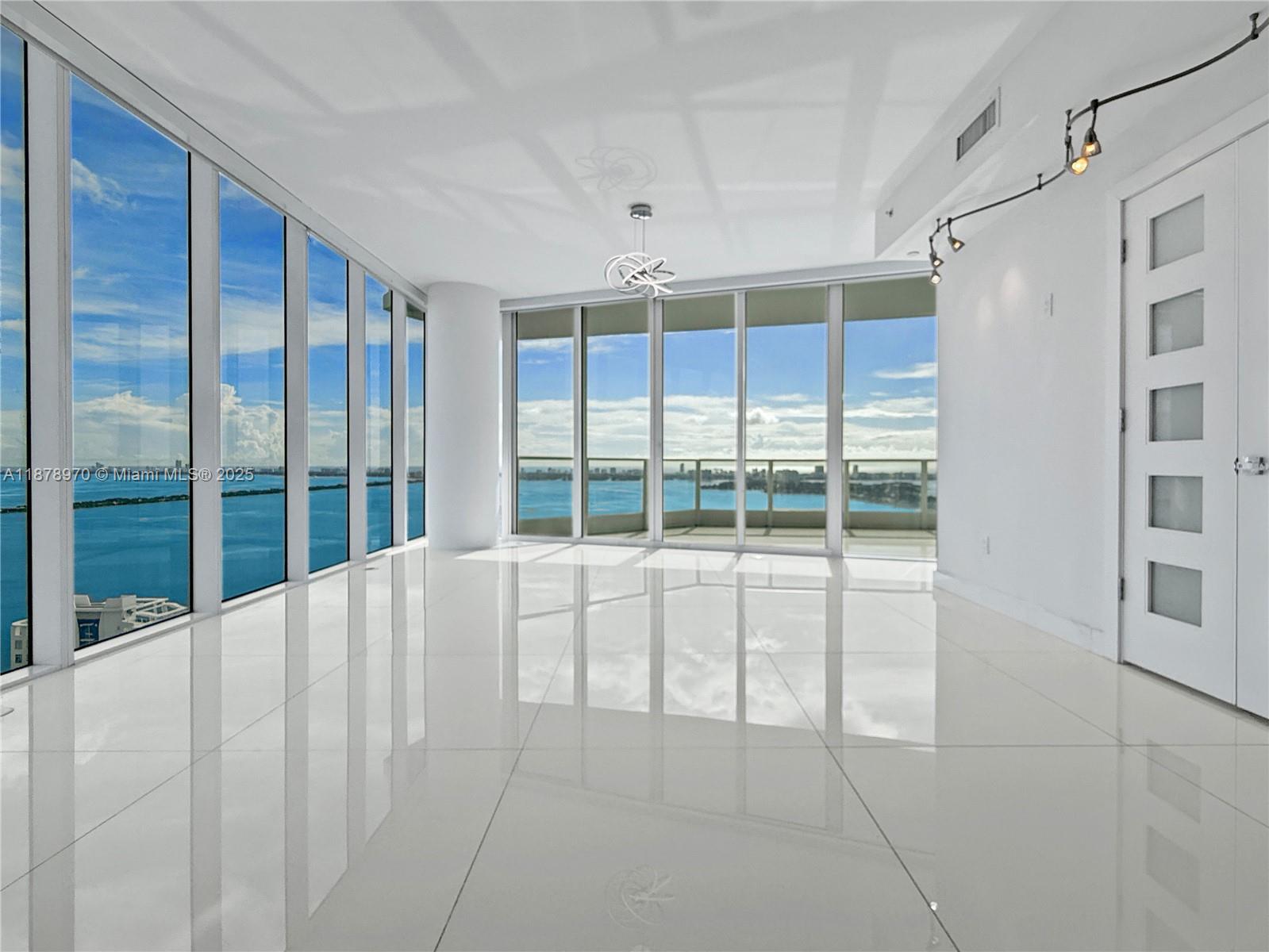 2020 N Bayshore Dr # 3701