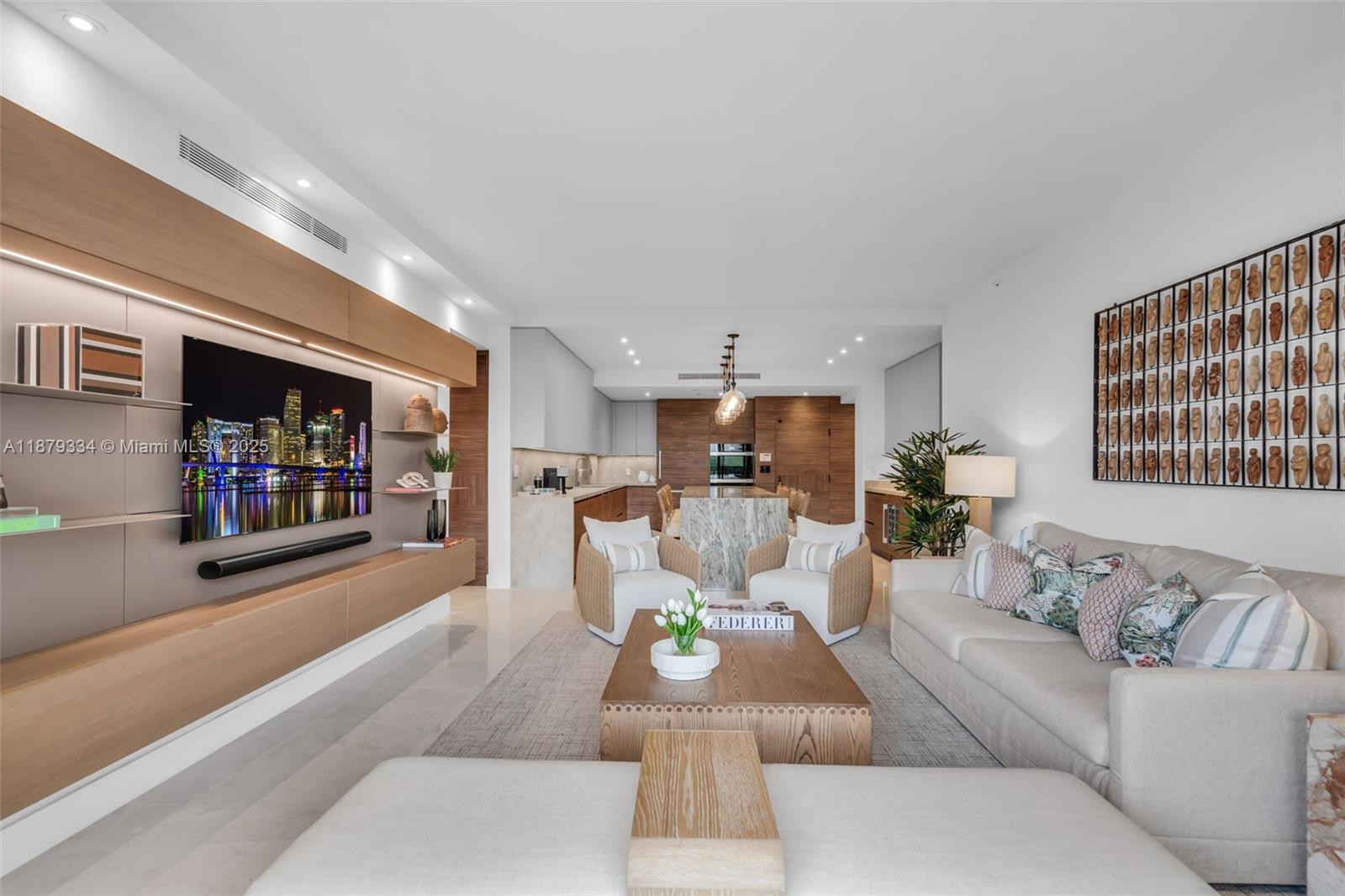 251 Crandon Blvd # 327