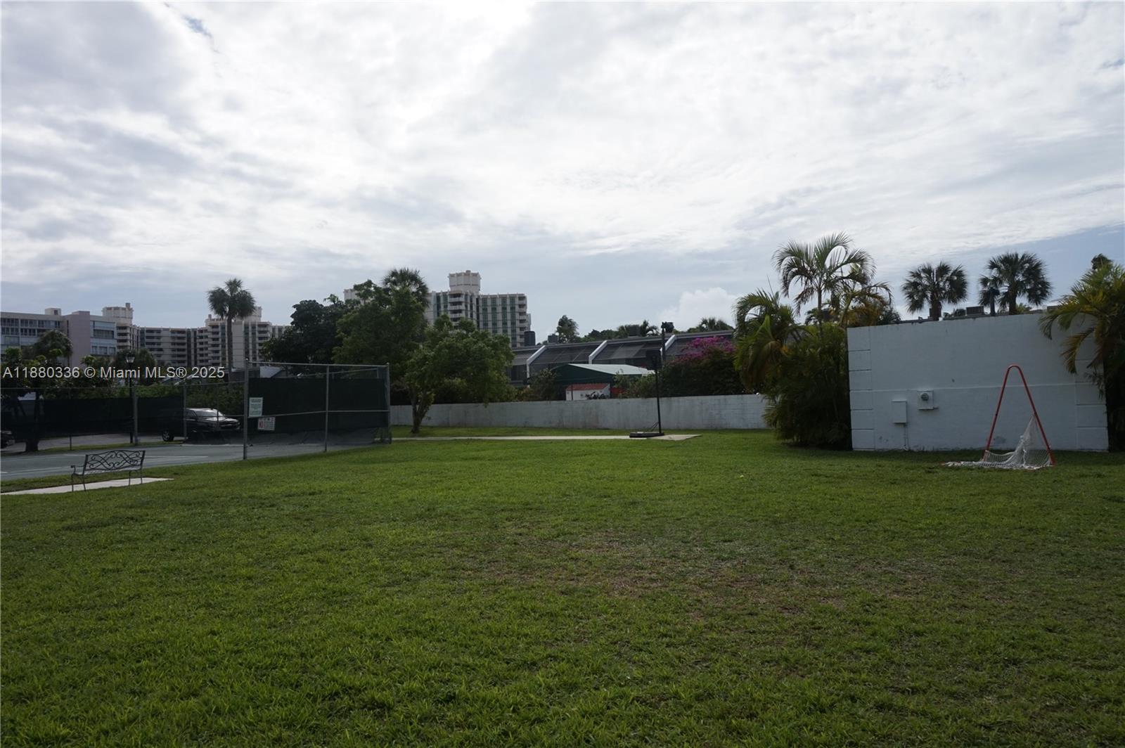 210 Sea View Dr # 408