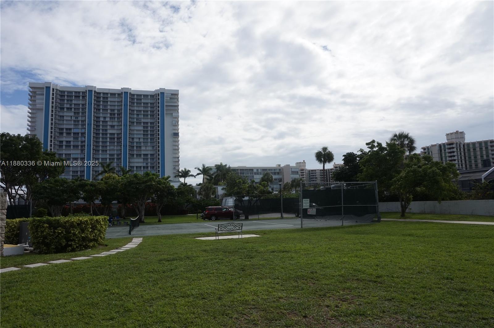 210 Sea View Dr # 408