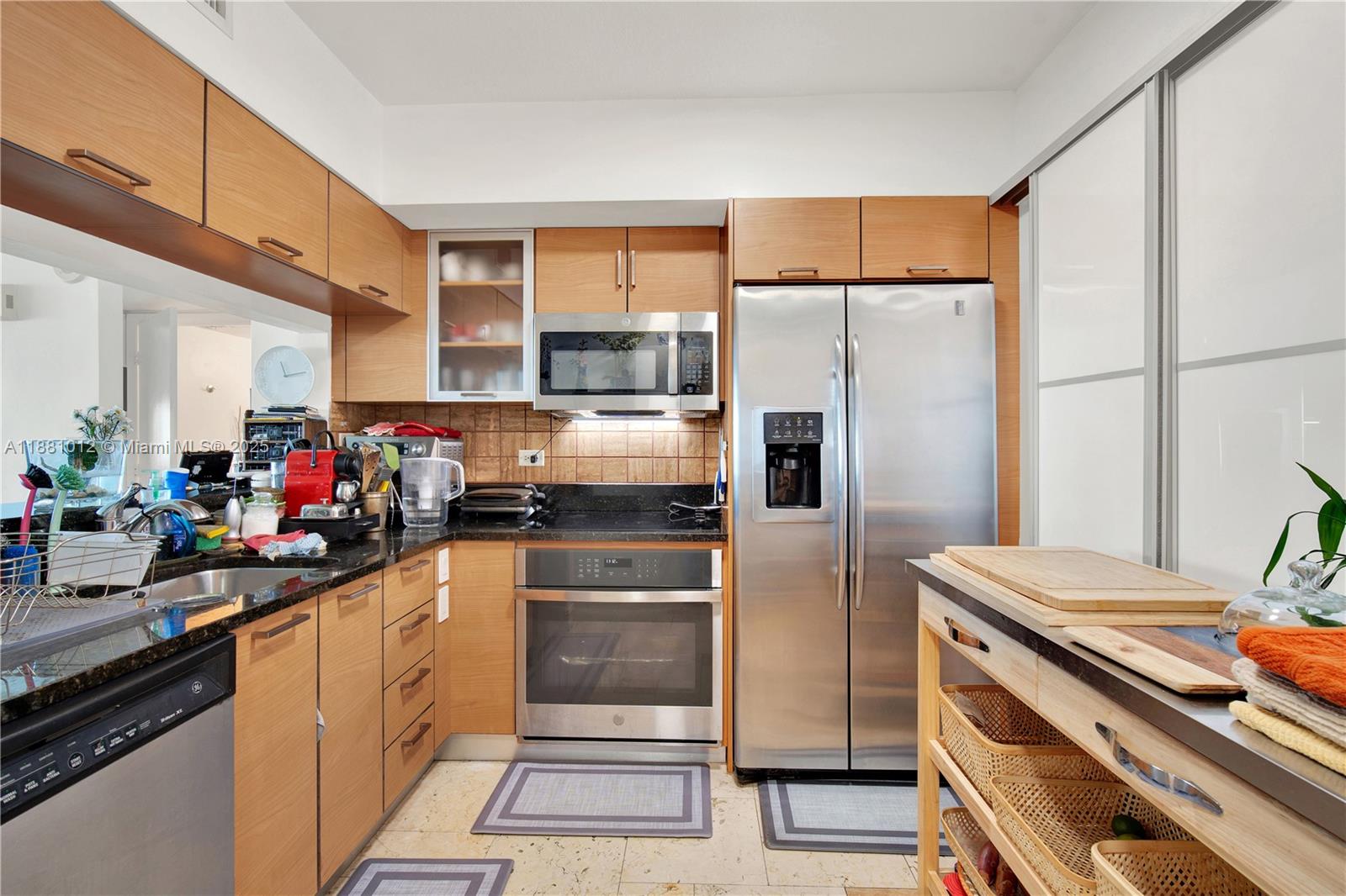 31 SE 5th St # 2910