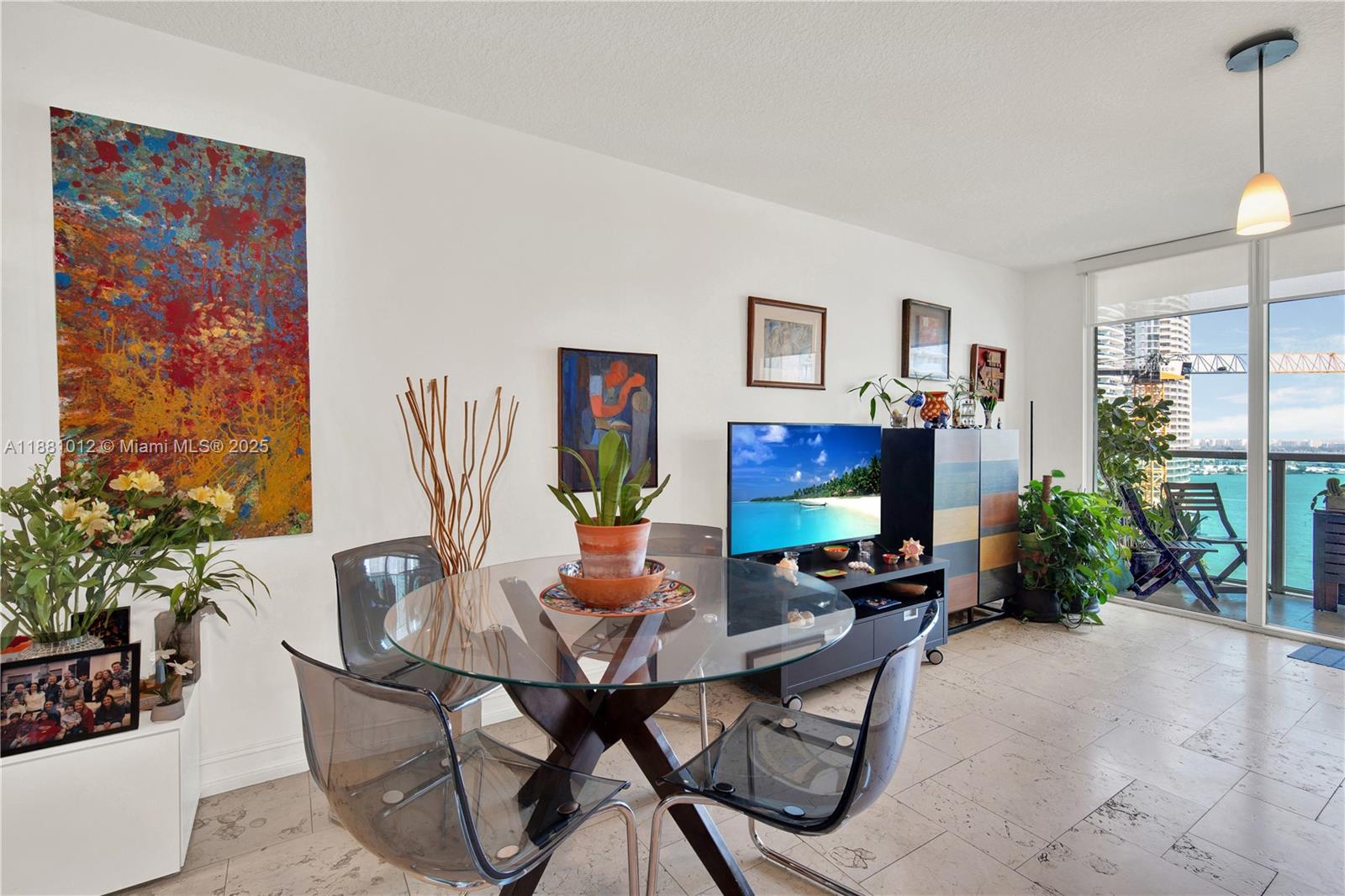 31 SE 5th St # 2910