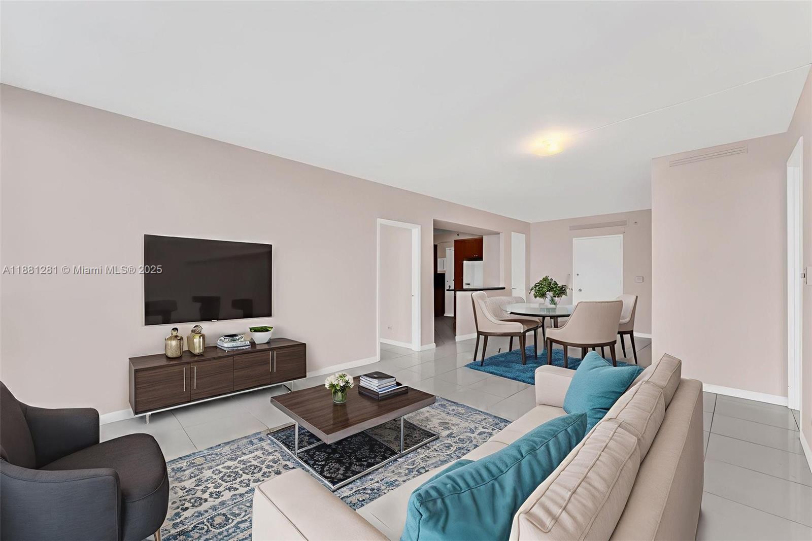 5055 Collins Ave # 7N