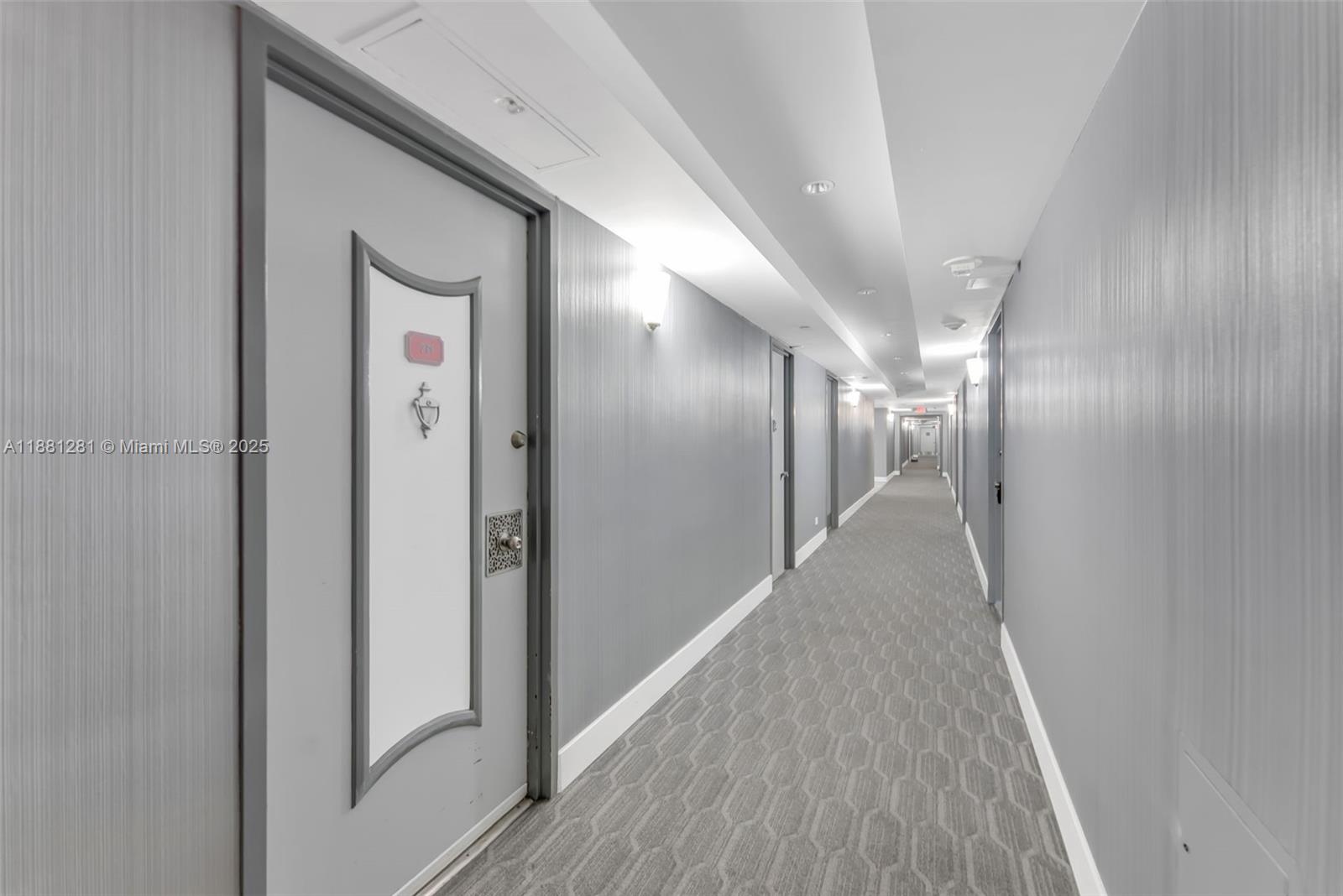 5055 Collins Ave # 7N