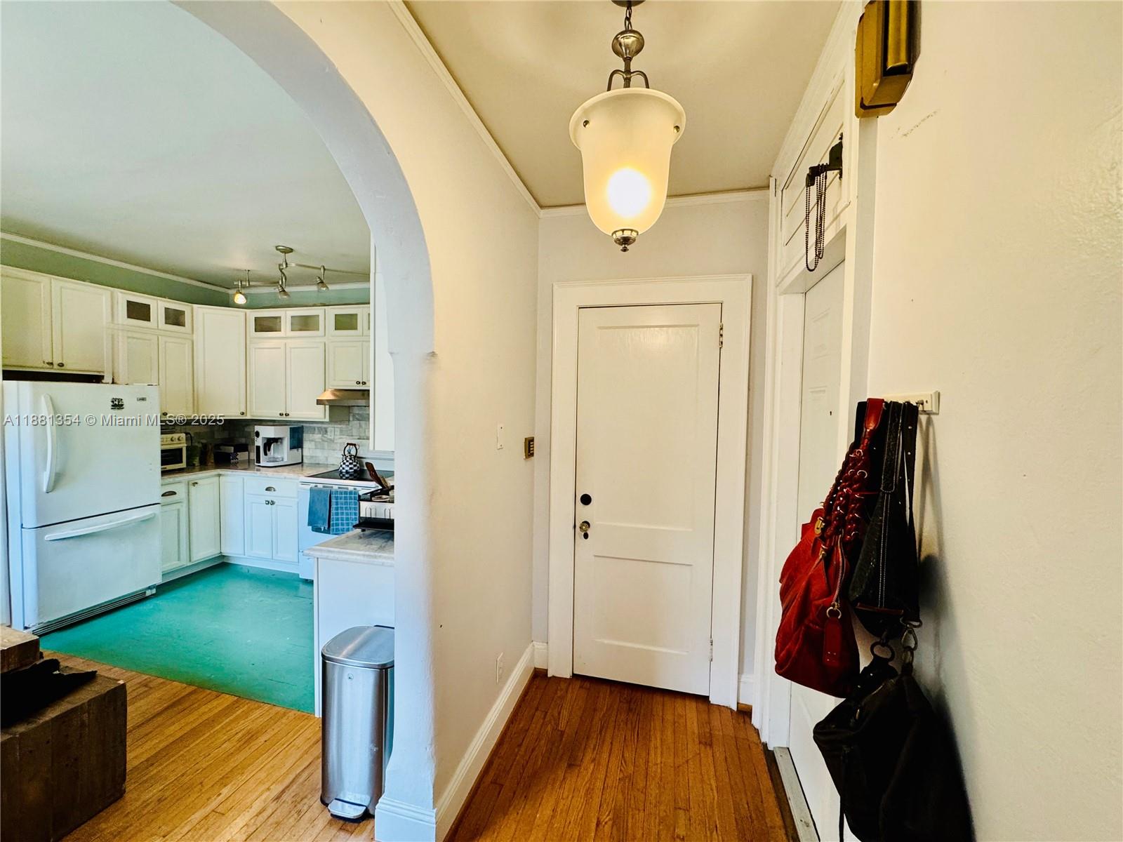 3224 Biscayne Blvd # A2