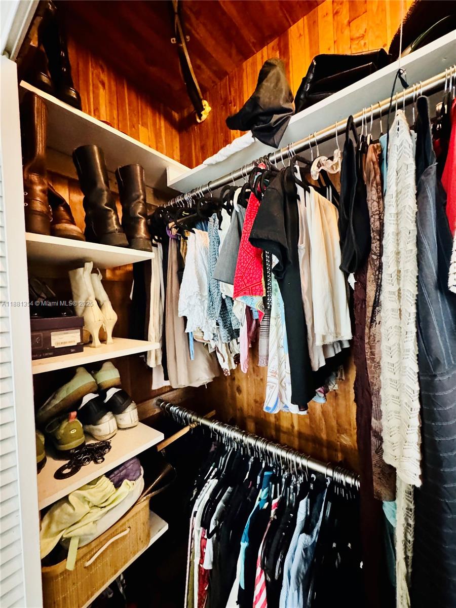 3224 Biscayne Blvd # A2