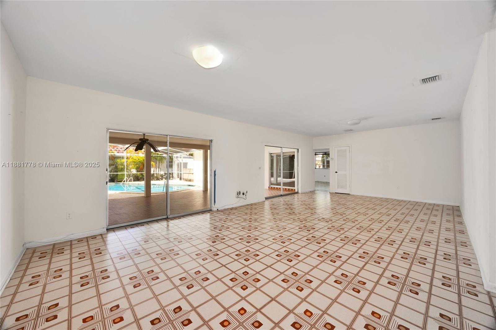 2700 Granada Blvd