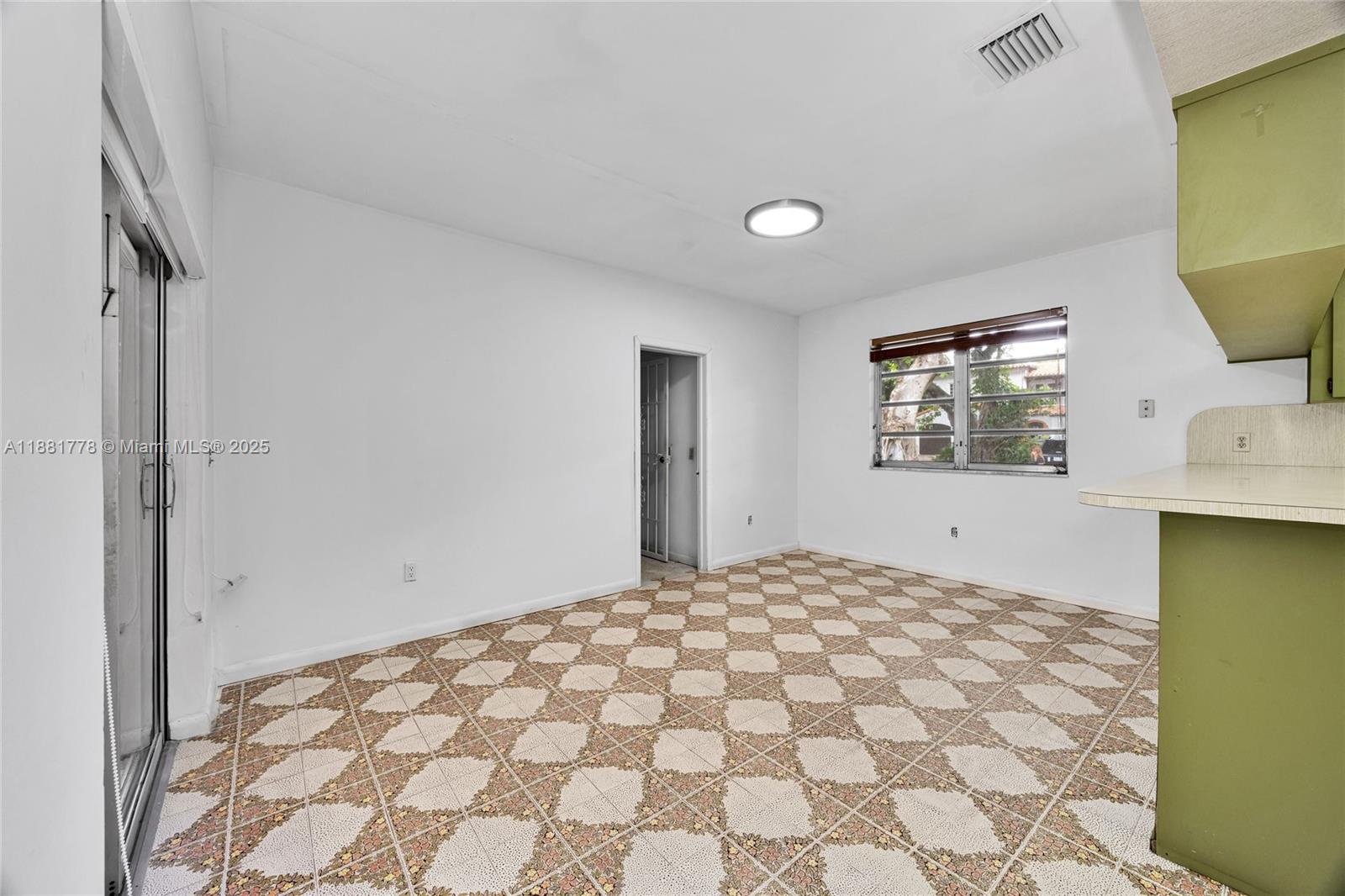 2700 Granada Blvd