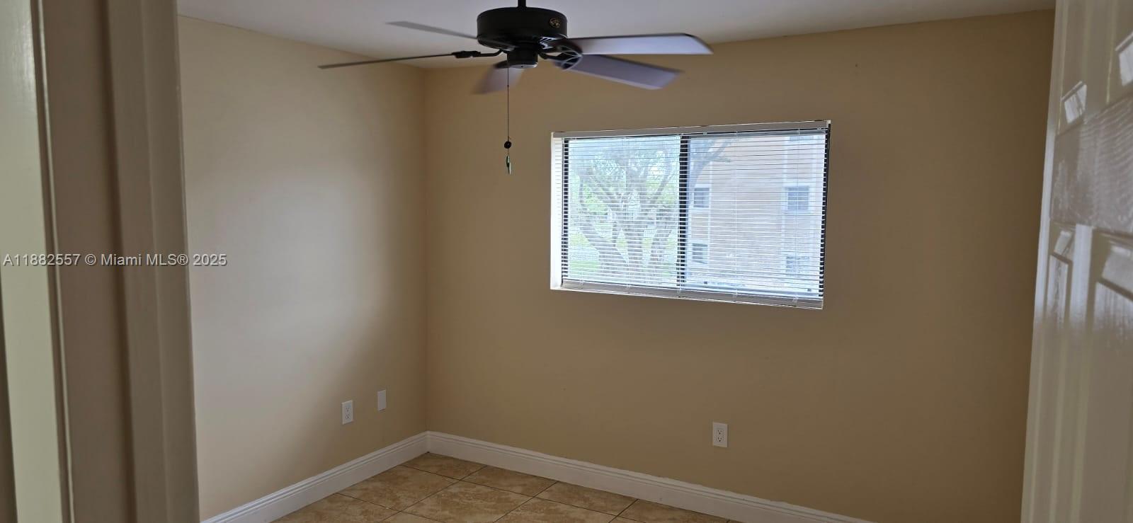 9491 S Palm Cir S # 201