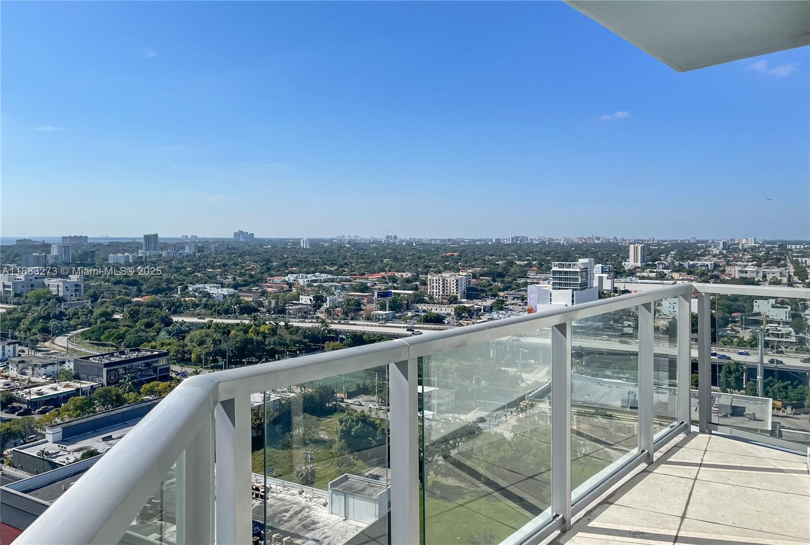 185 SW 7th St # 2002