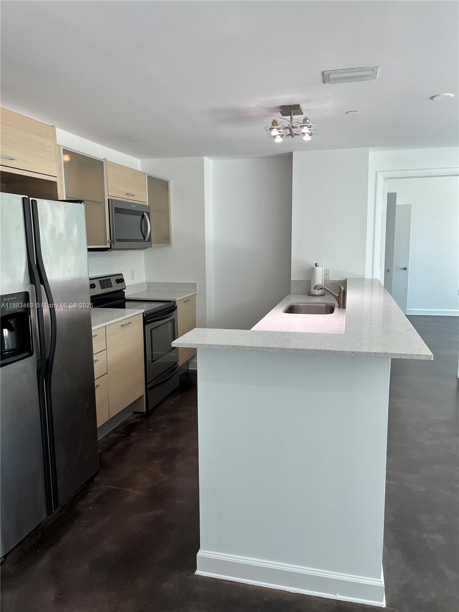 350 NE 24th St # 505