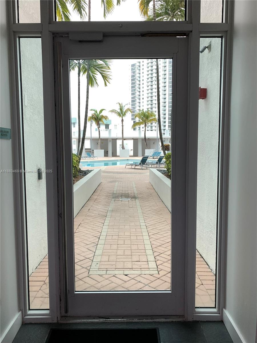 350 NE 24th St # 505